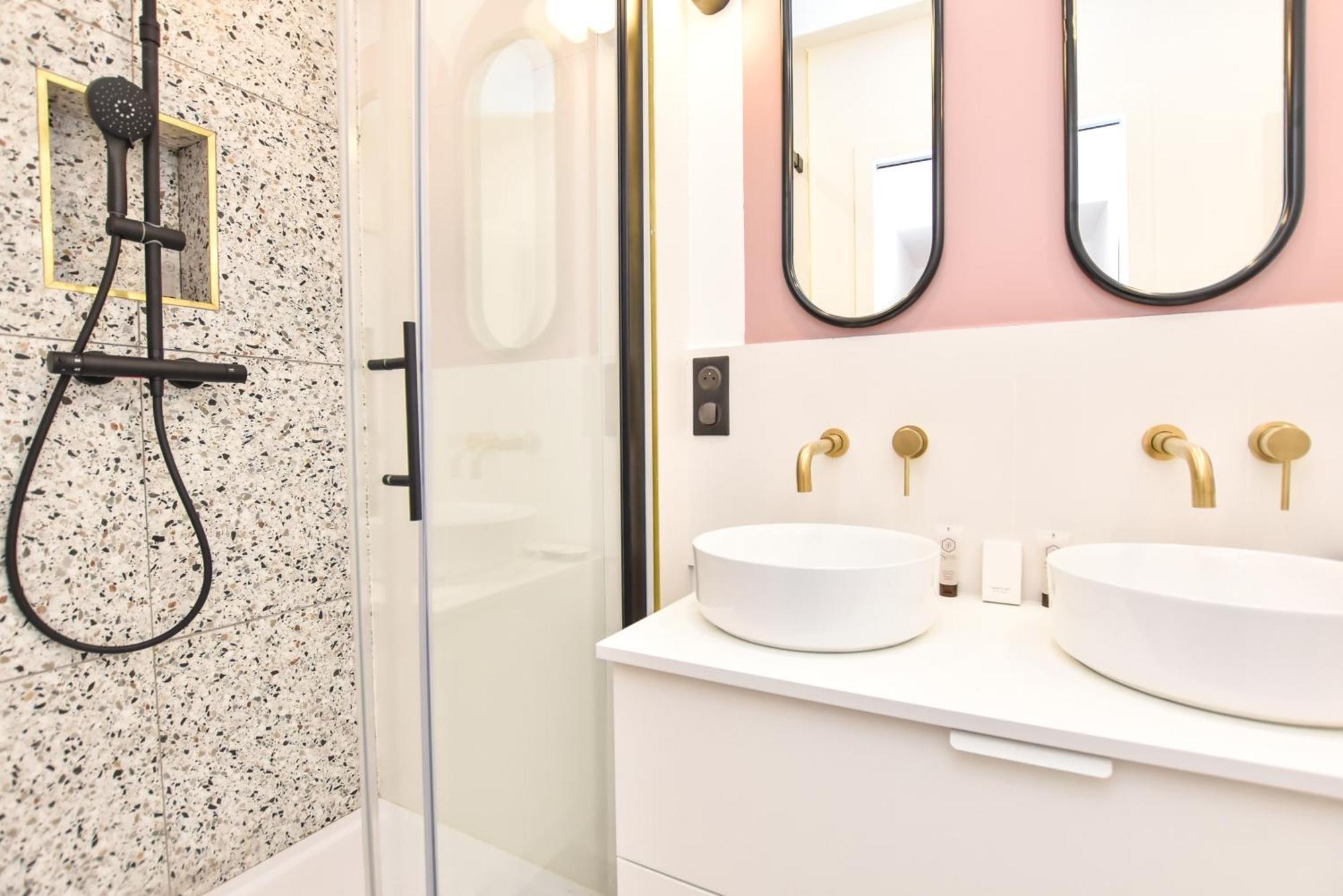 Appartamento Charming And Cosy Flat Next To The Eiffel Tower Parigi Esterno foto